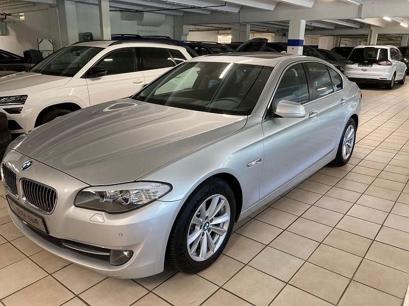 Gebraucht BMW 520 Efficient Dynamics 184 PS (135 kW) 2012 Silber Limousine