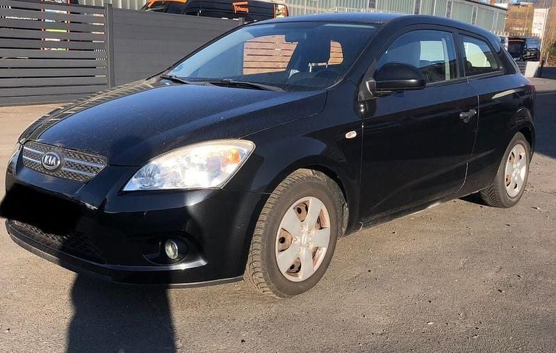 Gebraucht Kia Ceed 126 PS (92 kW) 2008 Kleinwagen