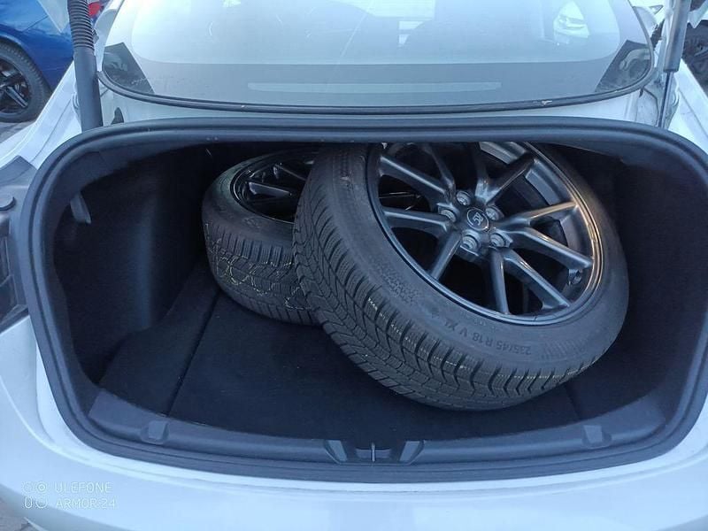 Gebraucht Tesla Model 3 Standard Range 239 kW (325 PS) 2021 Weiß Limousine