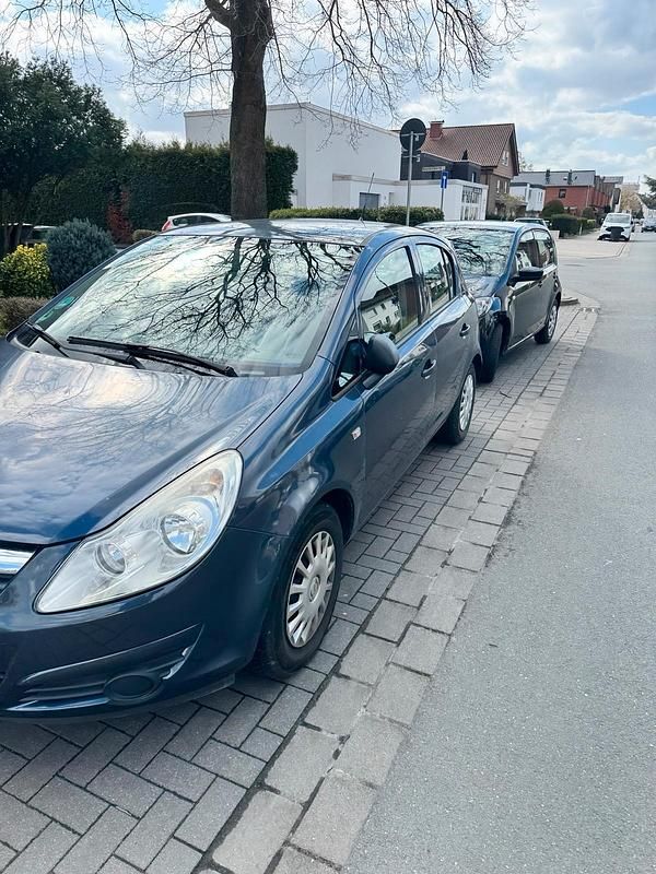 Gebraucht Opel Corsa 85 PS (62 kW) 2010 Andere farben Kleinwagen