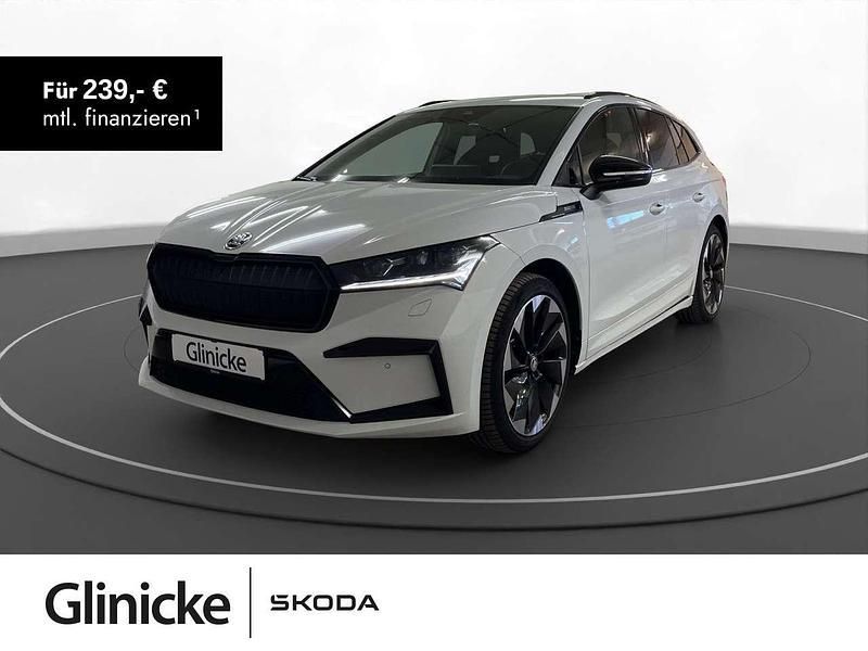 Weiß Gebraucht 2022 Skoda Enyaq iV SportLine SUV | 32.880 € (Teuer) - Bild 1/3