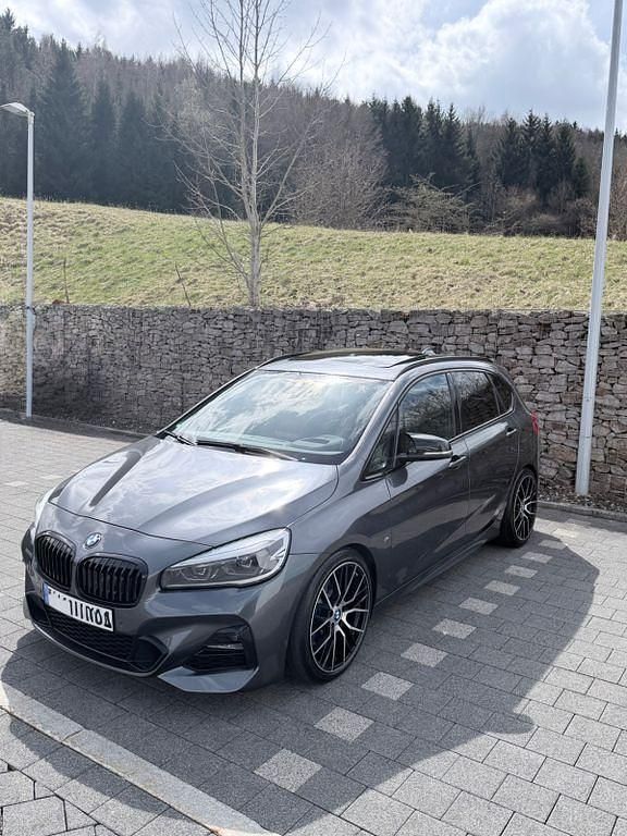 Gebraucht BMW 220 Active Tourer Performance 190 PS (139 kW) 2019 Grau Van / Kleinbus