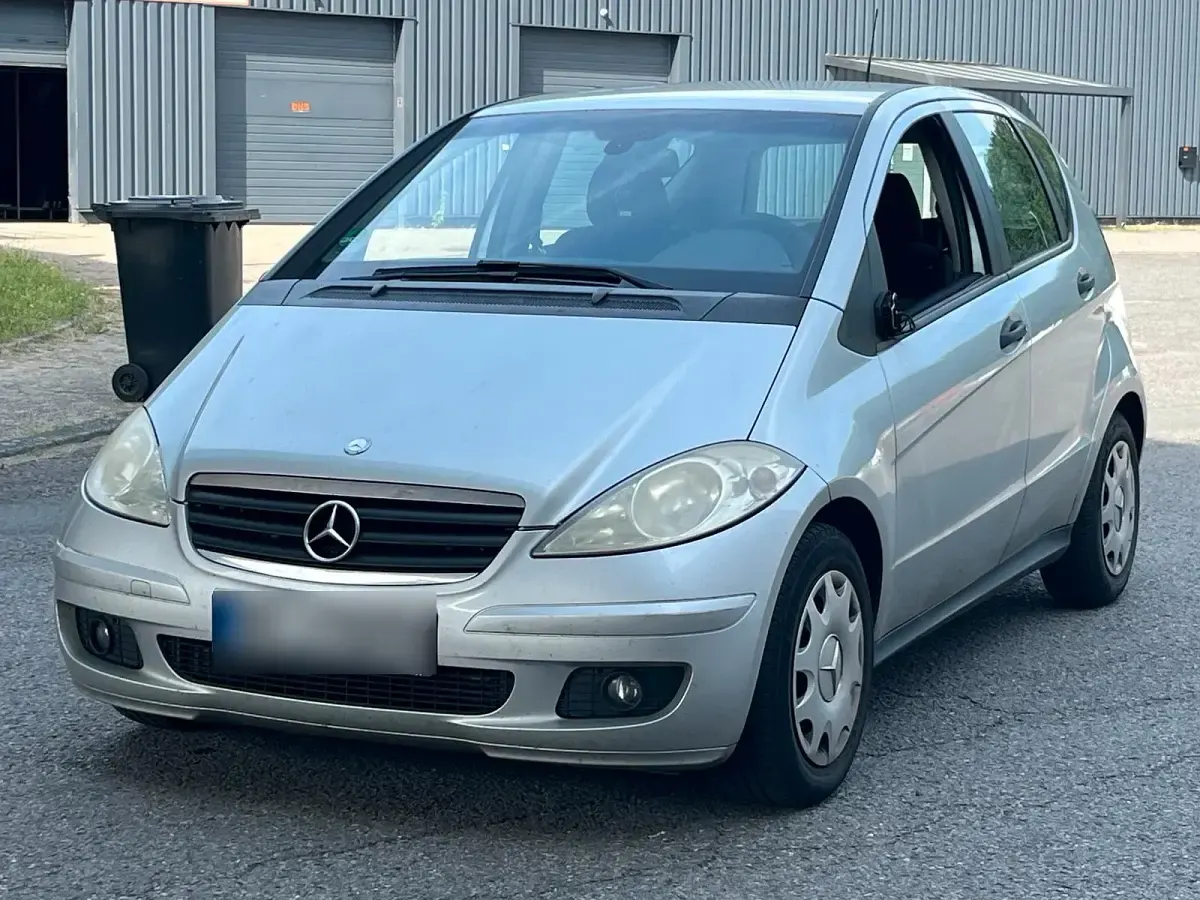 Gebraucht Mercedes A180 109 PS (80 kW) 2007 Silber Kleinwagen