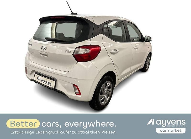 Gebraucht Hyundai i10 Select 67 PS (49 kW) 2023 Weiß Kleinwagen