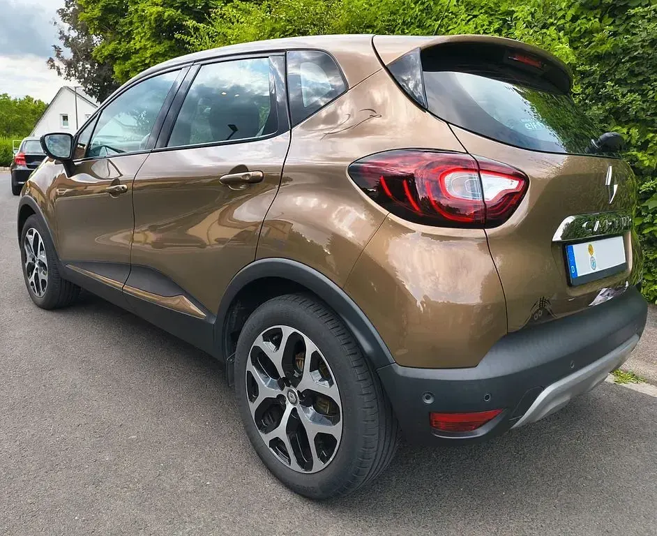 Gebraucht Renault Captur Intens 90 PS (66 kW) 2018 Braun SUV