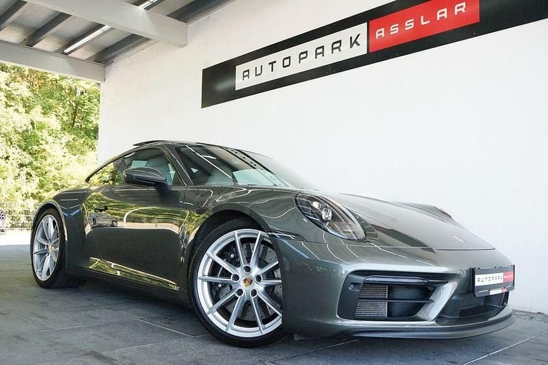 Grün Gebraucht 2022 Porsche 911 Carrera 4 GTS Coupé | 144.880 € (Guter Preis) - Bild 1/4