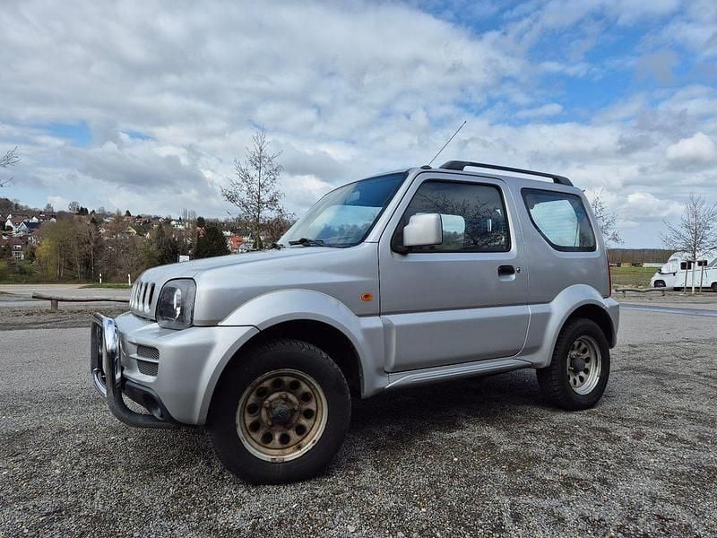 Gebraucht Suzuki Jimny 86 PS (63 kW) 2012 Silber SUV