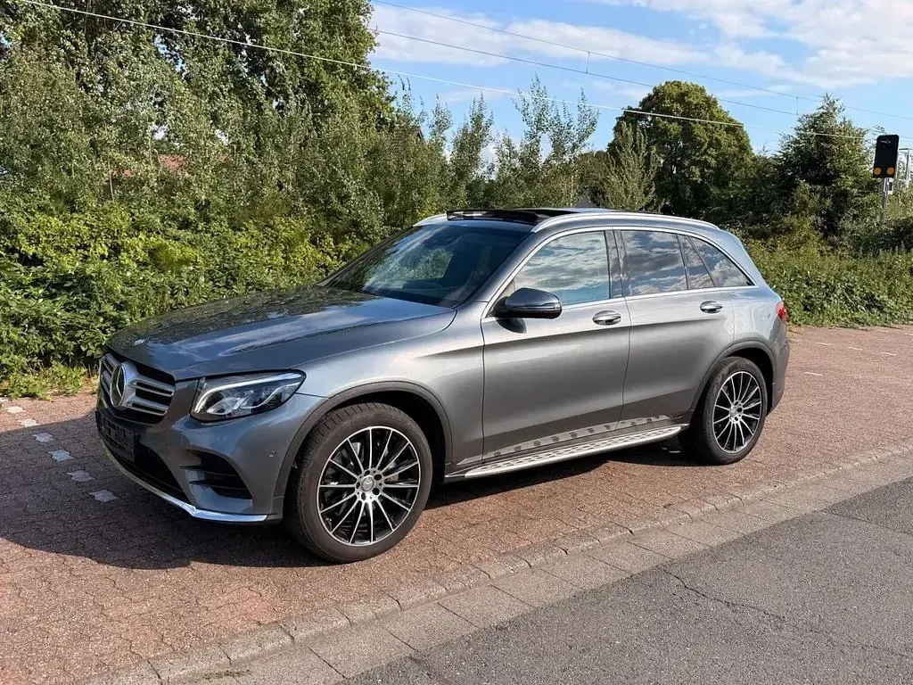 Gebraucht Mercedes GLC250 AMG 204 PS (150 kW) 2016 Grau SUV