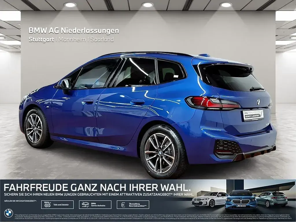Gebraucht BMW 220 Active Tourer Efficient Dynamics 156 PS (114 kW) 2025 Blau Van / Kleinbus