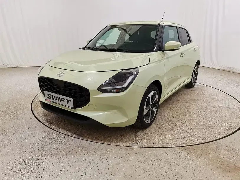 Używany Suzuki Swift Comfort+ 83 KM (61 kW) 2025 Żółty Hatchback