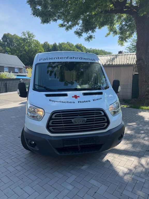 Weiß Gebraucht 2019 Ford Transit Trend Kombi | 9.000 € (Guter Preis) - Bild 1/4