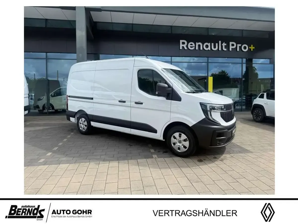 Neu Renault Master 150 PS (110 kW) 2026 Mineralweiß Van / Kleinbus
