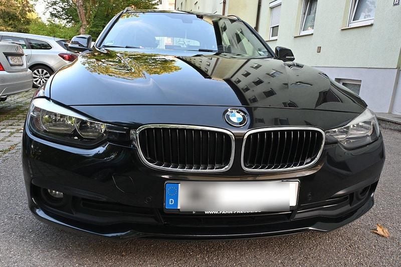 Schwarz Gebraucht 2015 BMW 320 Efficient Dynamics Kombi | 12.200 € (Superpreis) - Bild 1/4