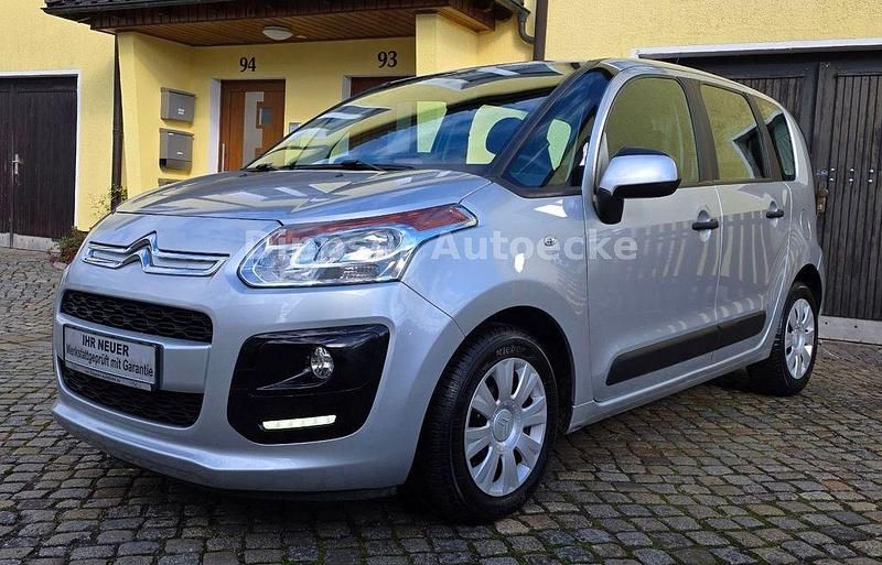 Silber Gebraucht 2014 Citroën C3 Picasso Tendance Van / Kleinbus | 7.550 € (Etwas zu teuer) - Bild 1/4