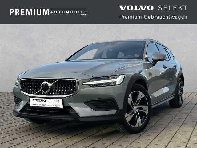 Gebraucht Volvo V60 CC 145 PS (106 kW) 2023 Kombi