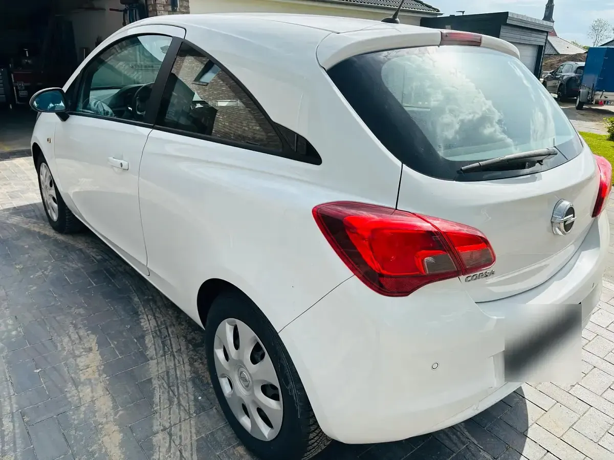 Gebraucht Opel Corsa Edition 70 PS (51 kW) 2017 Weiß Kleinwagen