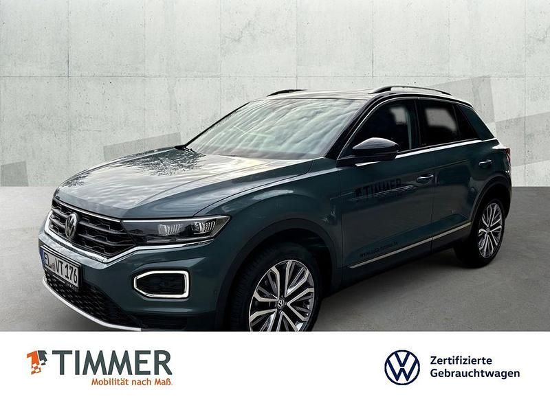 Blau Gebraucht 2019 VW T-Roc IQ Drive SUV | 22.665 € (Teuer) - Bild 1/4