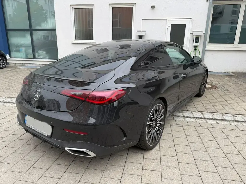 Gebraucht Mercedes CLE200 AMG line 204 PS (150 kW) 2024 Schwarz Coupé