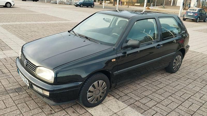 Gebraucht VW Golf III 75 PS (55 kW) 1997 Schwarz Limousine