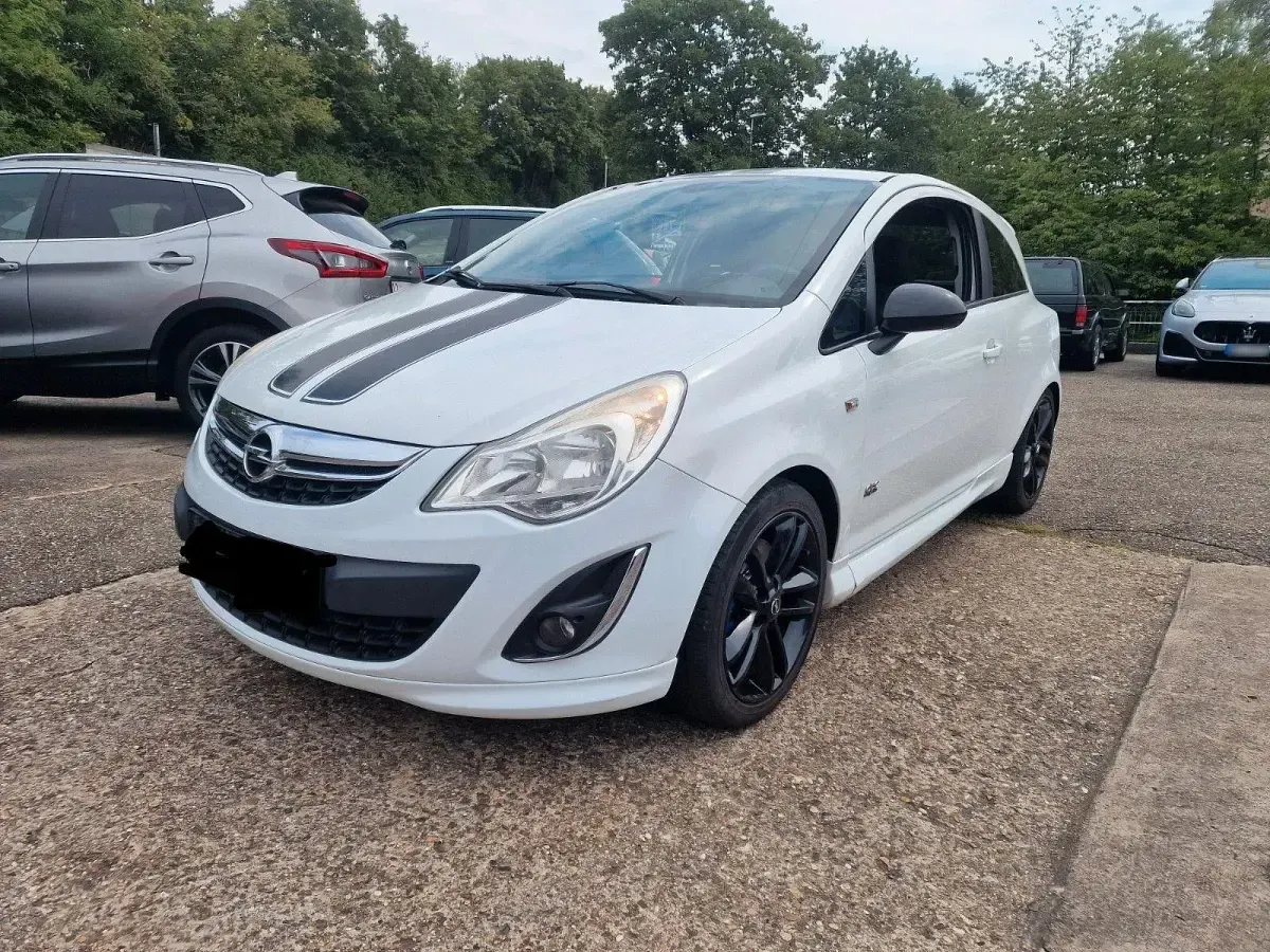 Gebraucht Opel Corsa OPC 150 PS (110 kW) 2011 Weiß Kleinwagen
