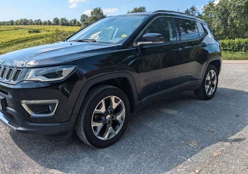 Schwarz Gebraucht 2019 Jeep Compass SUV | 18.500 € (Guter Preis) - Bild 1/4