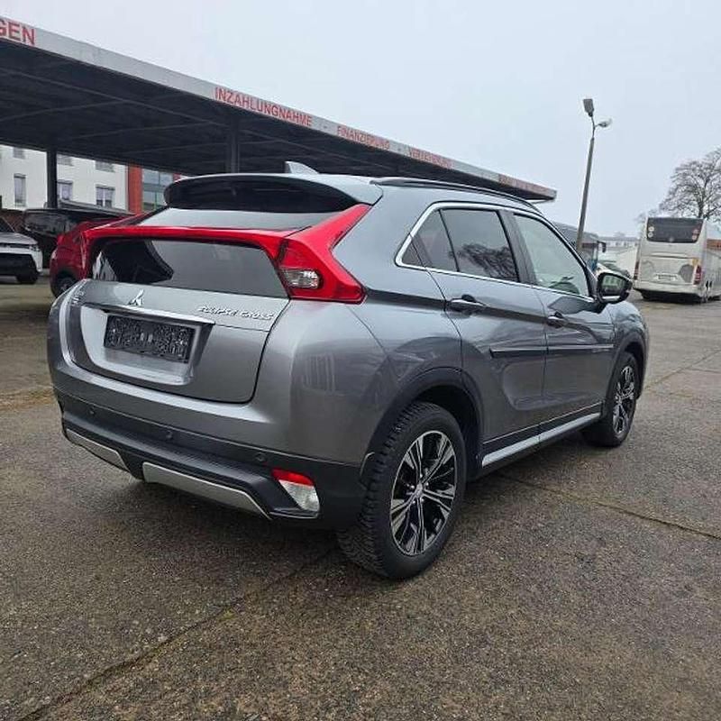 Gebraucht Mitsubishi Eclipse Cross Edition 163 PS (119 kW) 2018 Platinumgrau SUV