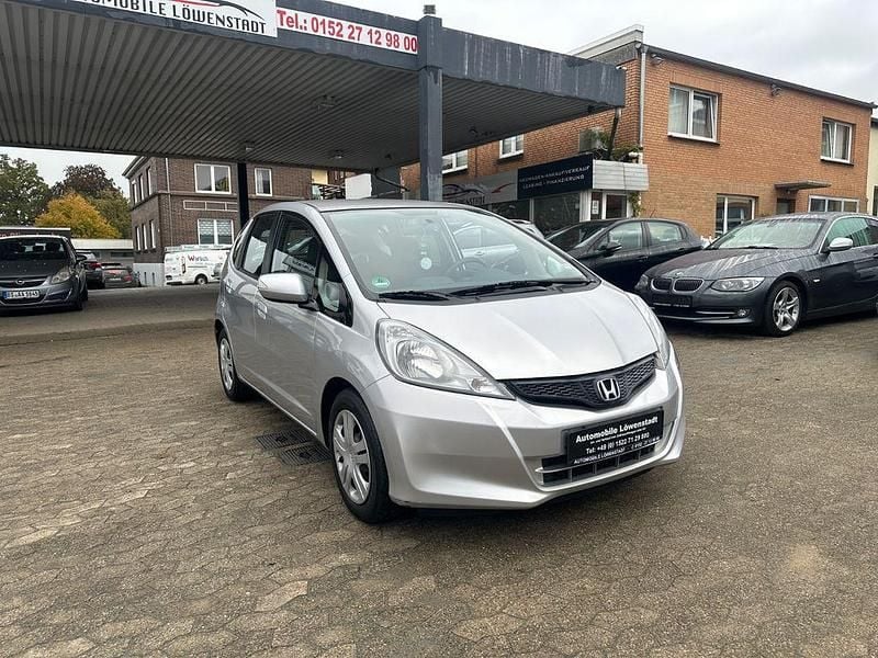Gebraucht Honda Jazz Trend 99 PS (72 kW) 2012 Silber Kleinwagen
