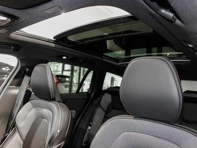 Gebraucht Volvo V60 145 PS (106 kW) 2024 Kombi