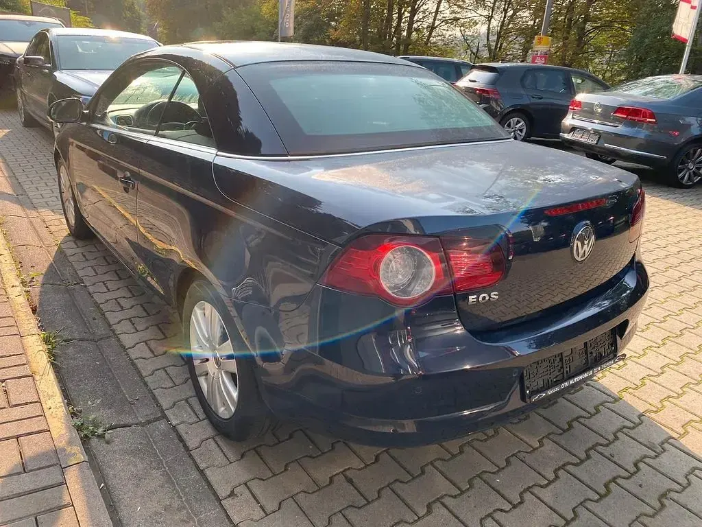 Gebraucht VW Eos 122 PS (89 kW) 2008 Blau Cabrio