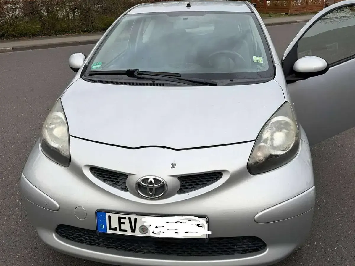 Gebraucht Toyota Aygo City 68 PS (50 kW) 2006 Silber Kleinwagen