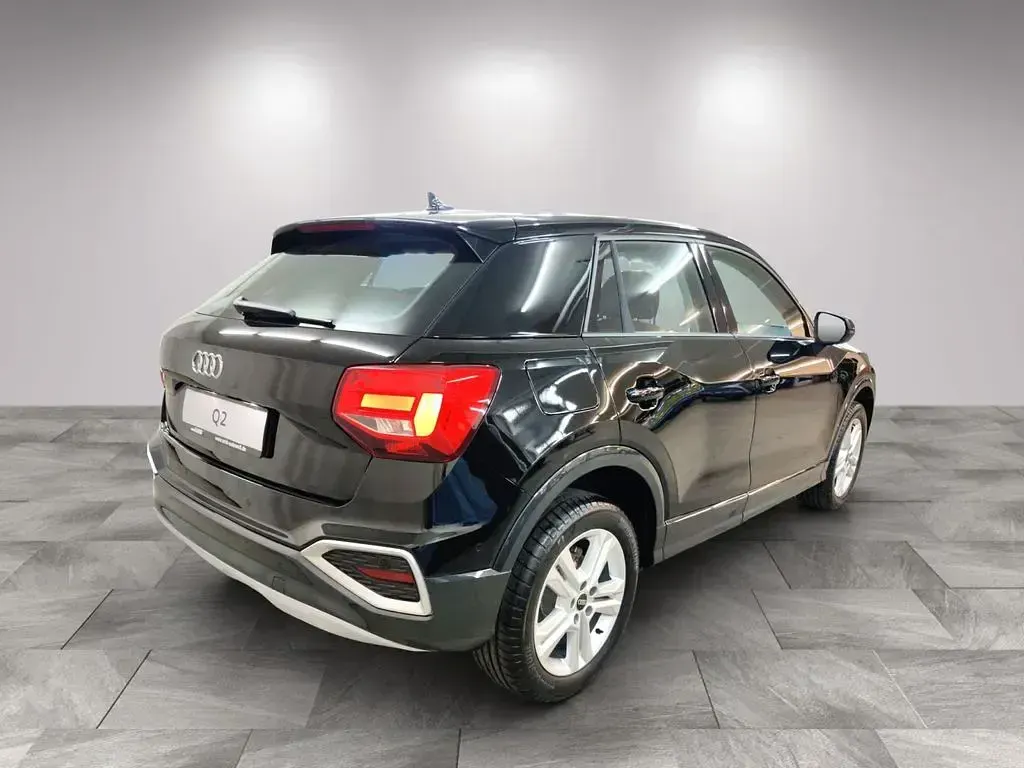Gebraucht Audi Q2 Advanced Plus 150 PS (110 kW) 2025 Schwarz SUV