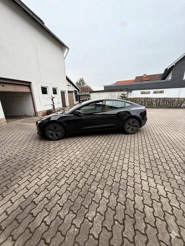 Gebraucht Tesla Model 3 RWD 239 kW (325 PS) 2022 Schwarz Limousine
