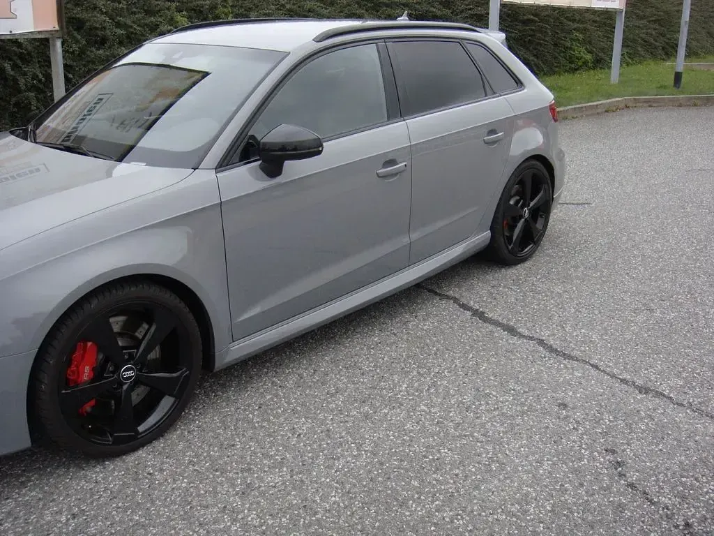 Gebraucht Audi RS3 Sport 400 PS (294 kW) 2017 Grau Limousine