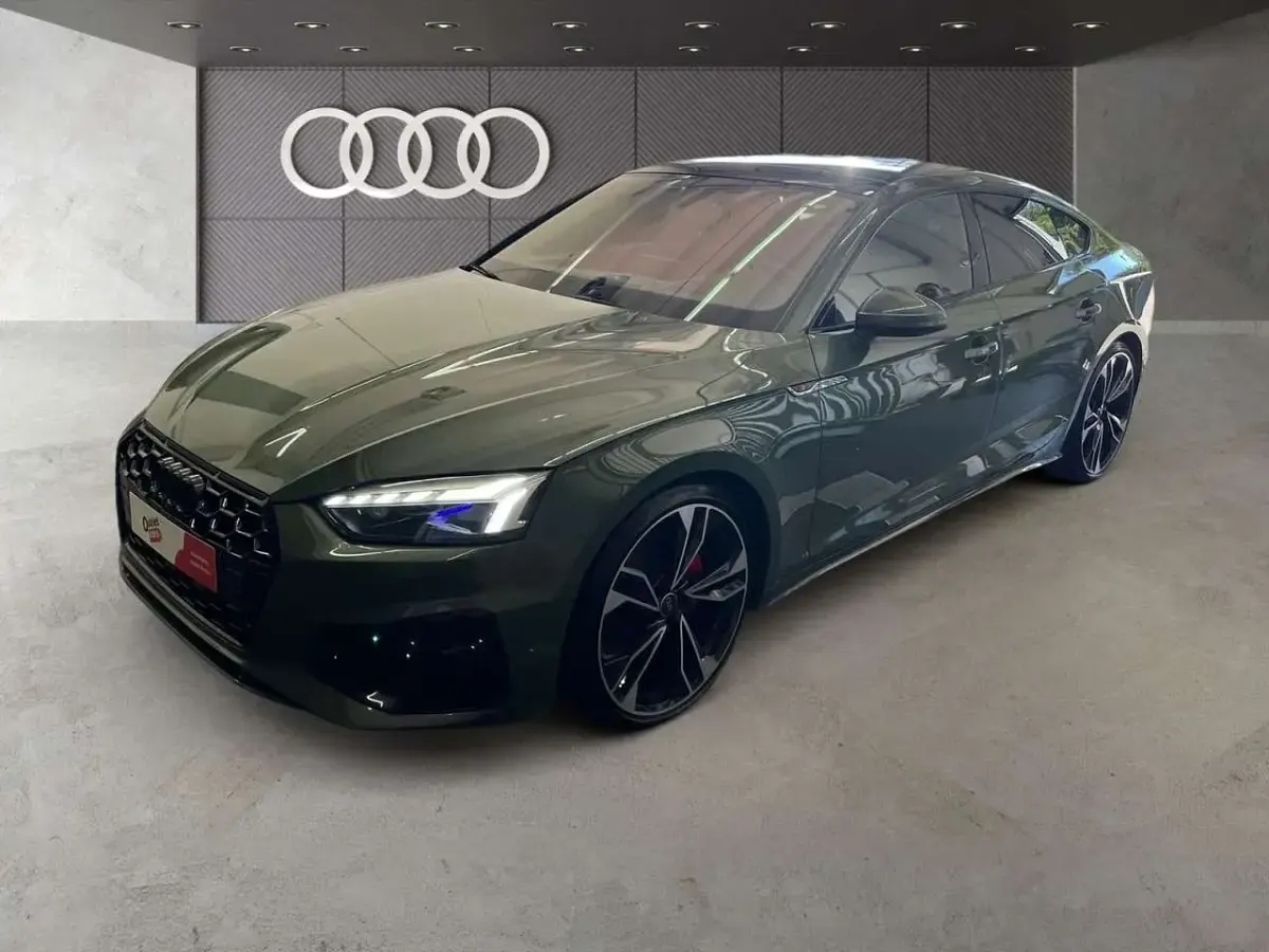Gebraucht Audi A5 S-Line 204 PS (150 kW) 2023 Distriktgrün metallic Coupé