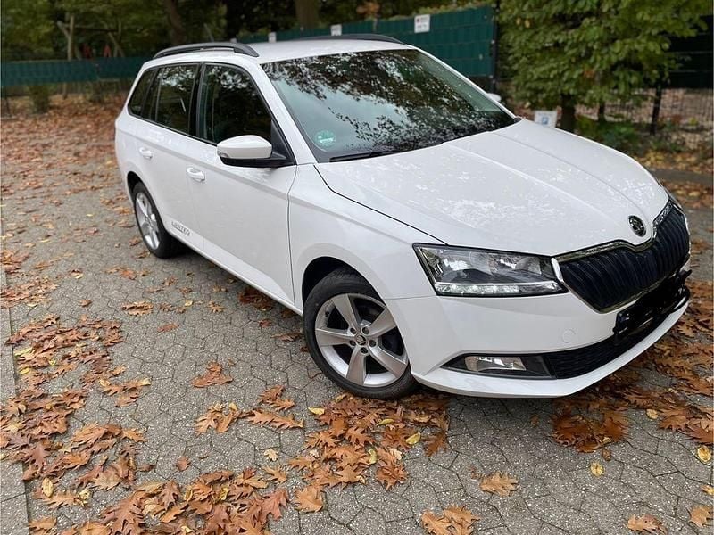 Gebraucht Skoda Fabia 95 PS (69 kW) 2019 Weiß Kombi