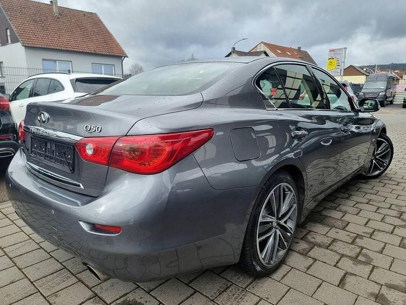 Gebraucht Infiniti Q50 Premium 211 PS (155 kW) 2016 Grau Limousine