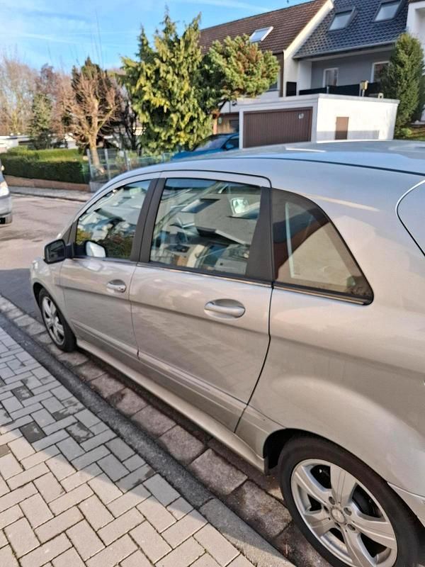 Gebraucht Mercedes 170 116 PS (85 kW) 2005 Silber Limousine