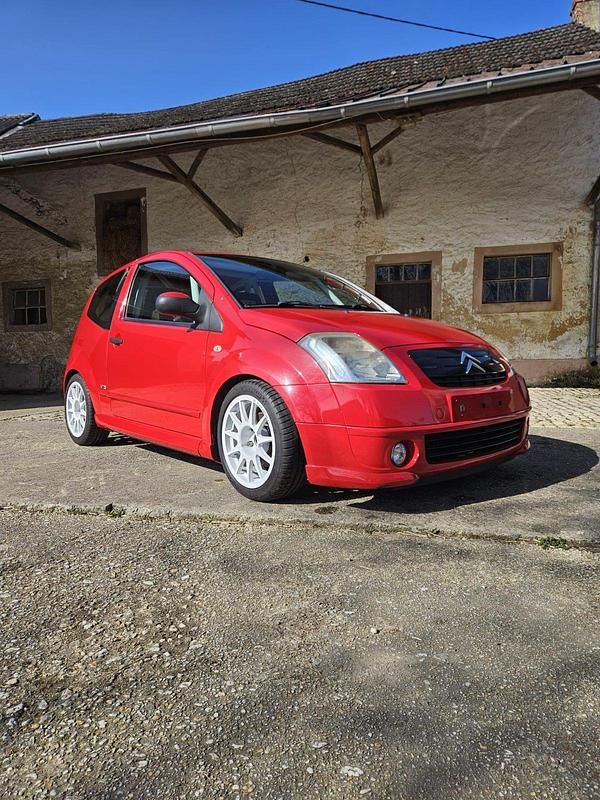 Gebraucht Citroën C2 125 PS (91 kW) 2007 Rot Kleinwagen