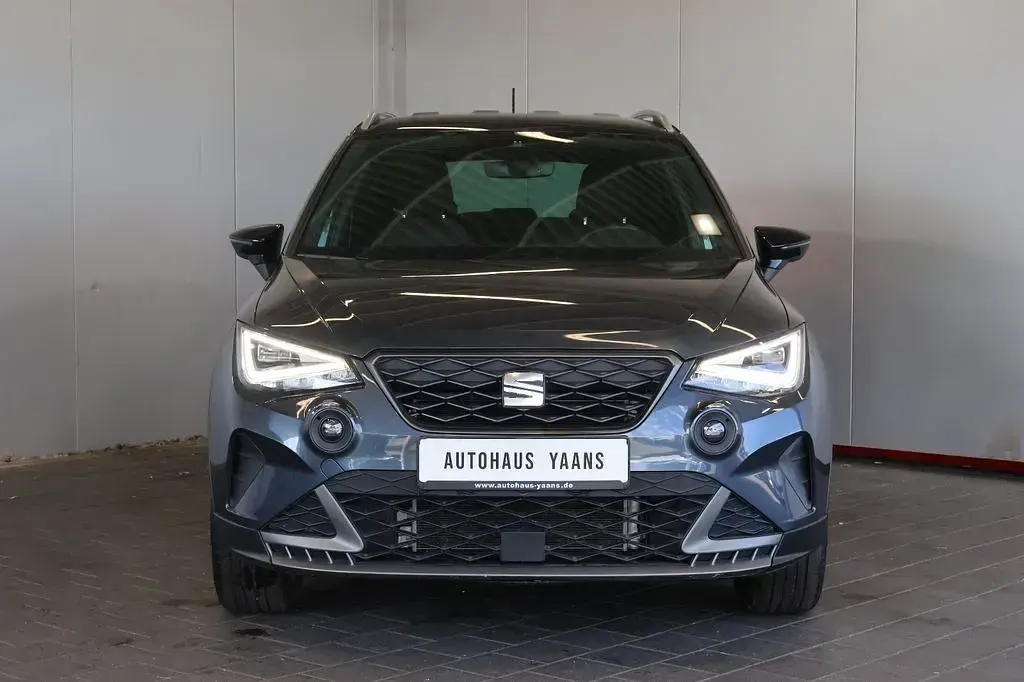 Gebraucht Seat Arona FR 95 PS (69 kW) 2023 Grau SUV