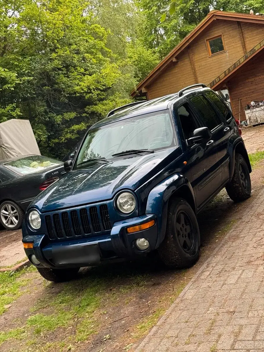 Käytetty Jeep Cherokee 150 HP (110 kW) 2003 Katumaasturi