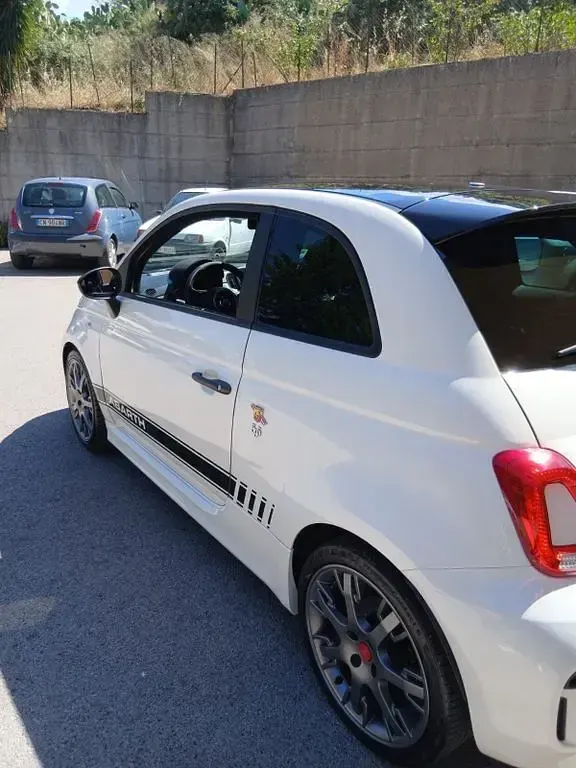 Gebraucht Abarth 595 Competizione 179 PS (131 kW) 2019 Weiß Kleinwagen