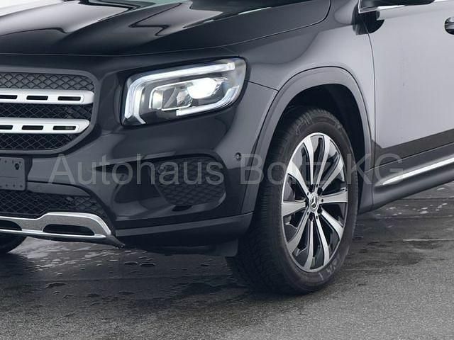 Gebraucht Mercedes GLB180 Progressive 136 PS (100 kW) 2023 Kosmosschwarz SUV