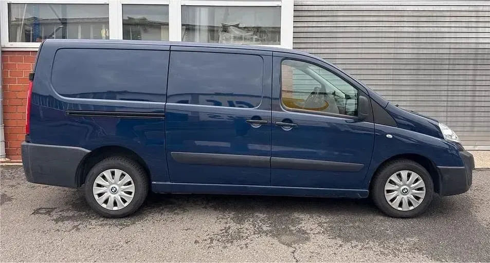 Gebraucht Peugeot Expert 120 PS (88 kW) 2016 Blau Van