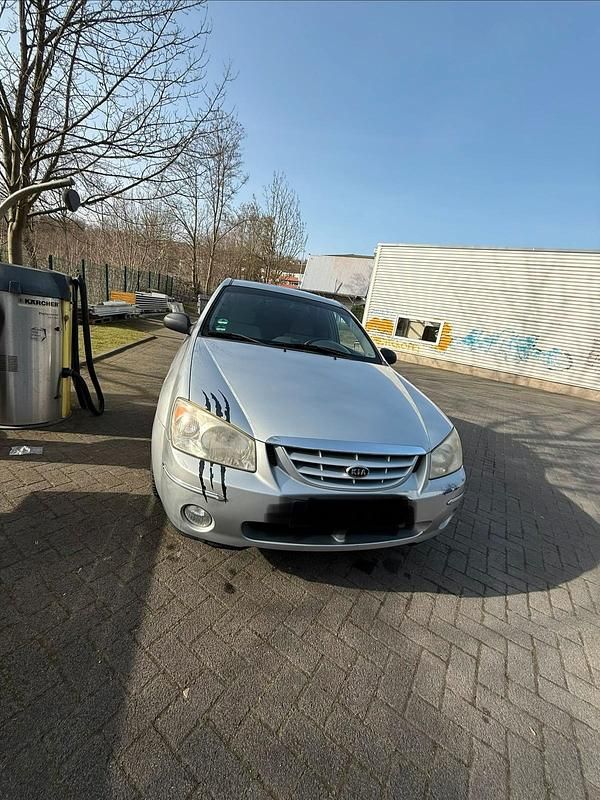 Gebraucht Kia Cerato 105 PS (77 kW) 2005 Grau Limousine