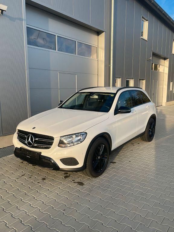 Weiß Gebraucht 2019 Mercedes GLC220 Exclusive SUV | 25.999 € (Fairer Preis) - Bild 1/4