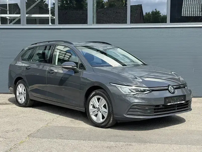 Gebraucht VW Golf VII Life 150 PS (110 kW) 2021 Grau Kleinwagen