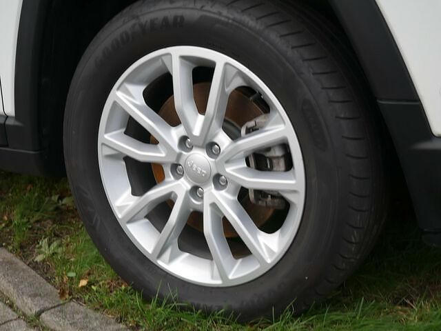 Gebraucht Jeep Compass Limited 131 PS (96 kW) 2021 Weiß SUV