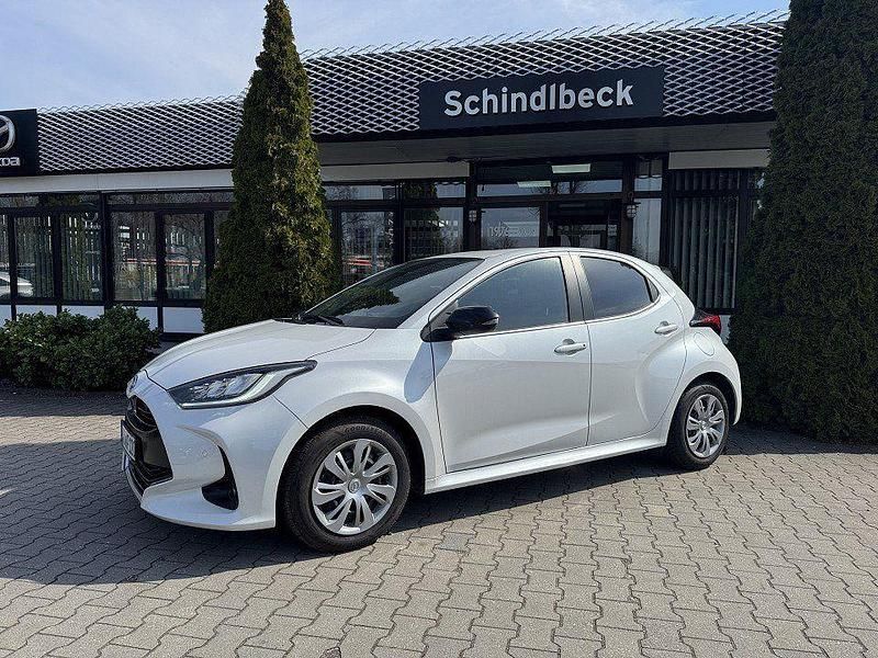 Gebraucht Mazda 2 116 PS (85 kW) 2023 Northern white pearl Kleinwagen