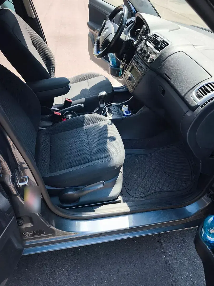 Gebraucht Skoda Roomster Comfort 105 PS (77 kW) 2007 Blau Van / Kleinbus
