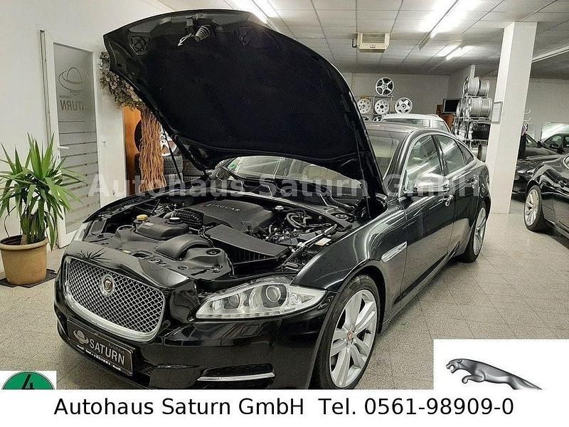 Gebraucht Jaguar XJ Premium Luxury 275 PS (202 kW) 2011 Schwarz Limousine